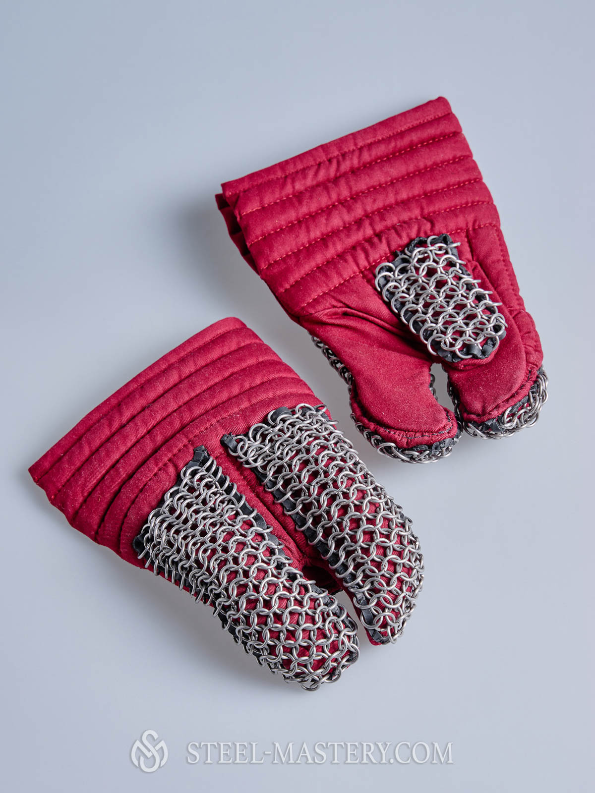 Pair of chain mail gloves  Chainmail glove, Armor hand, Chain mail