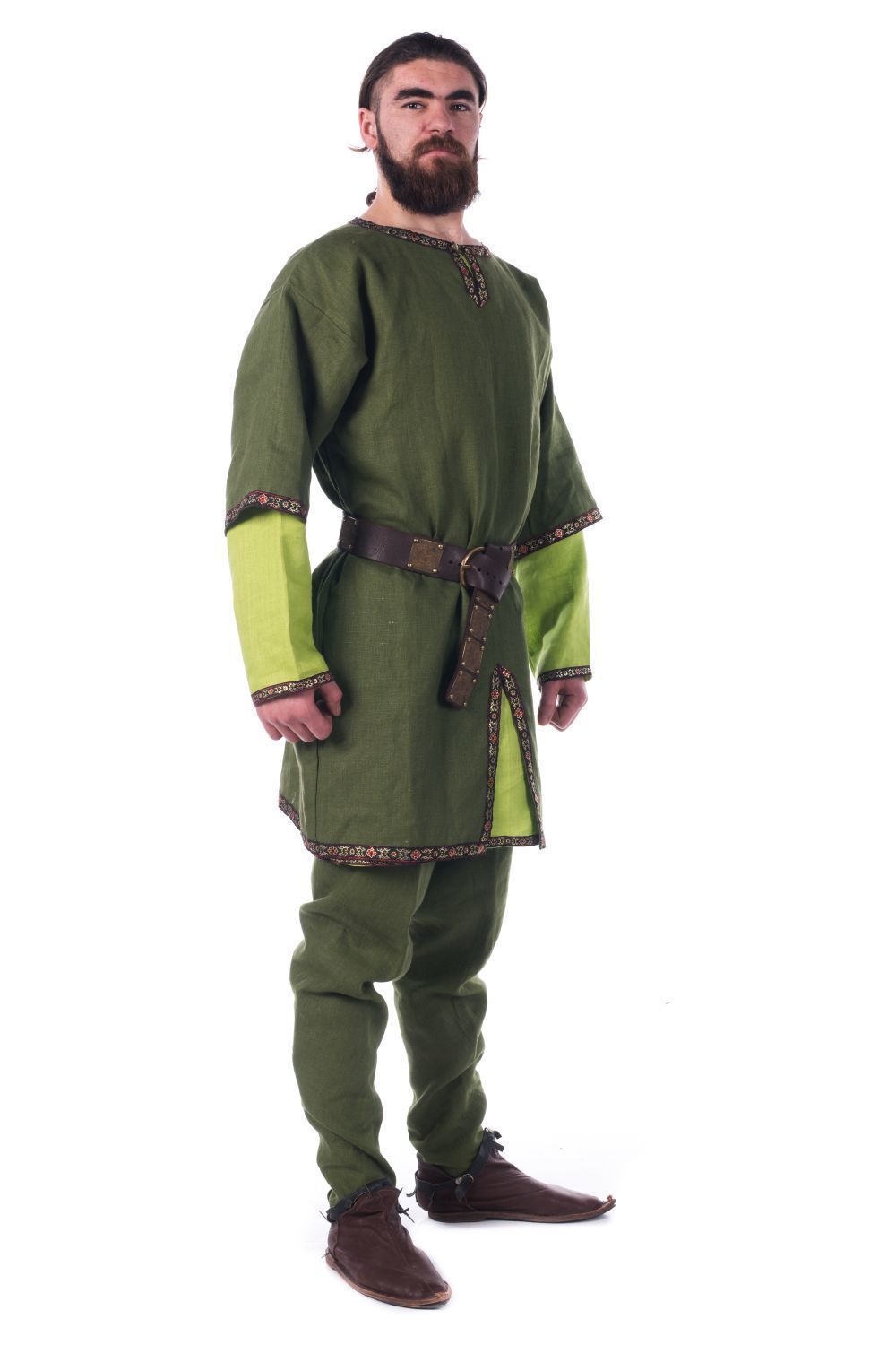 Early Medieval men s costume