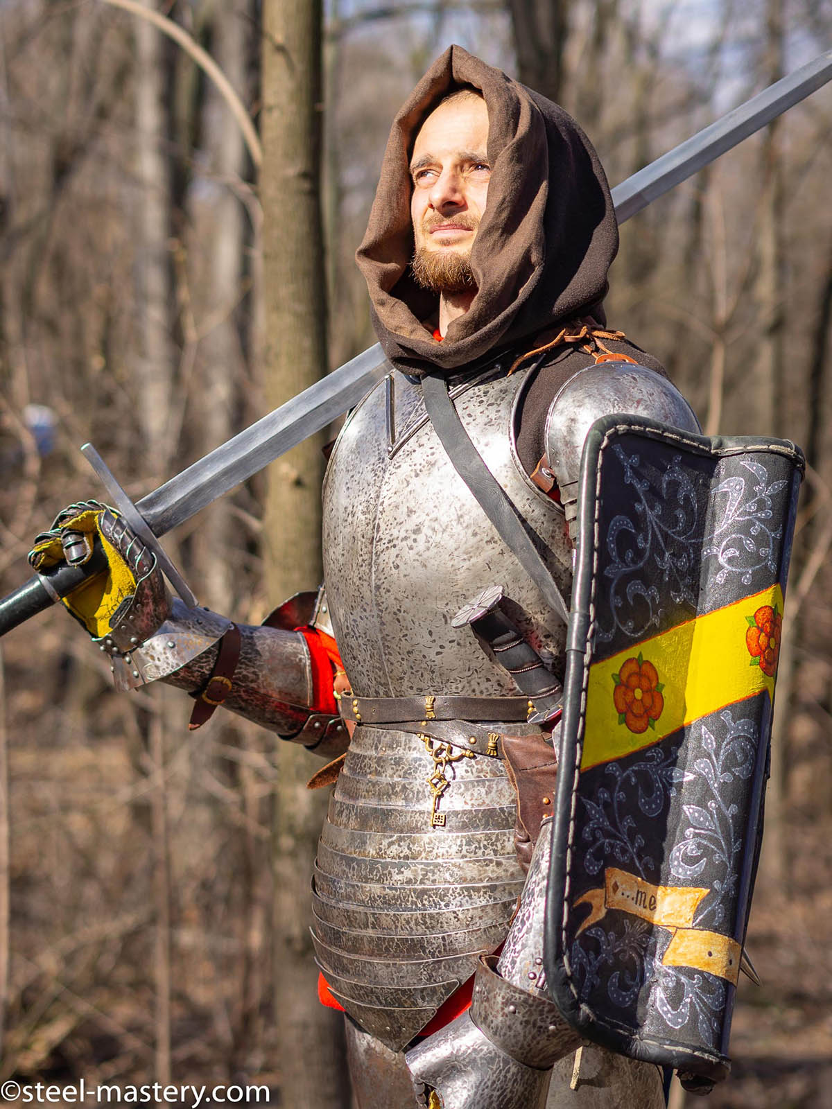 Blackened knight armor kit of the 14th century for sale | Steel Mastery