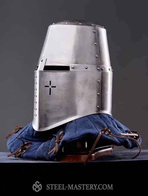 Great Helm Plattenrüstungen