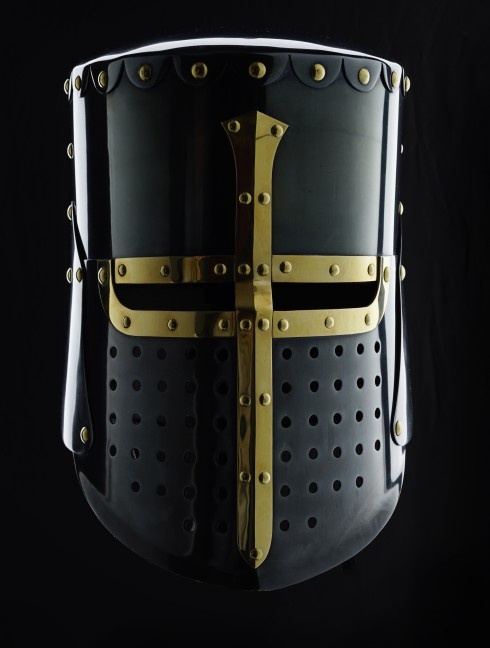 Great Helm first half of the 14th century Armadura de placas