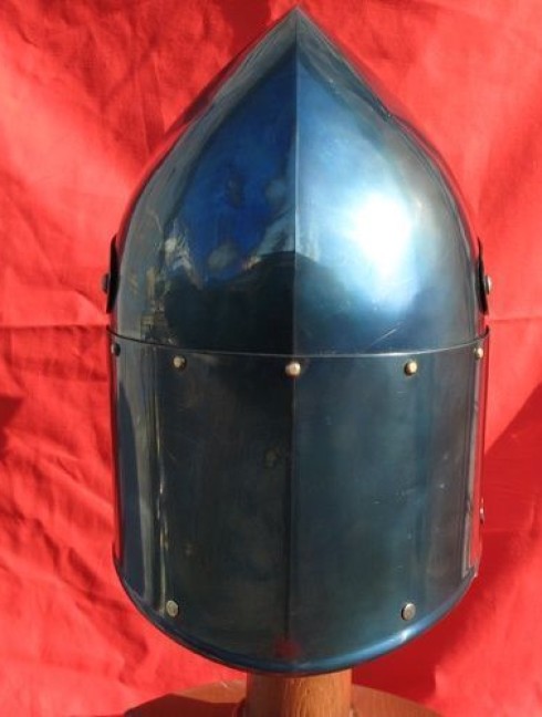 Blued sugarloaf helm Plattenrüstungen