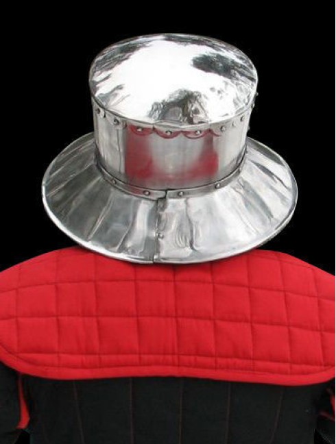 Kettle hat Plattenrüstungen