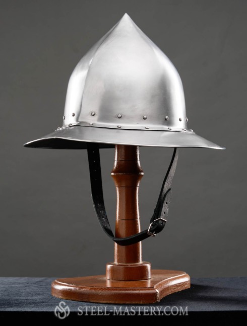  Kettle hat (Kettle helm)  with high top point Armadura de placas