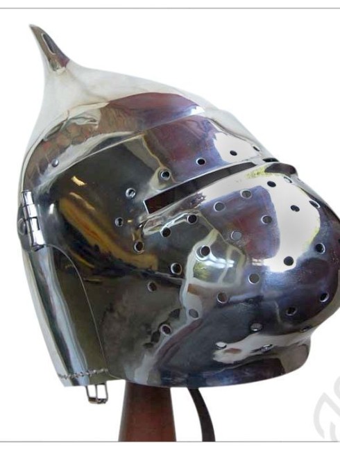 The Italian top pointed bascinet 15ct Helmets