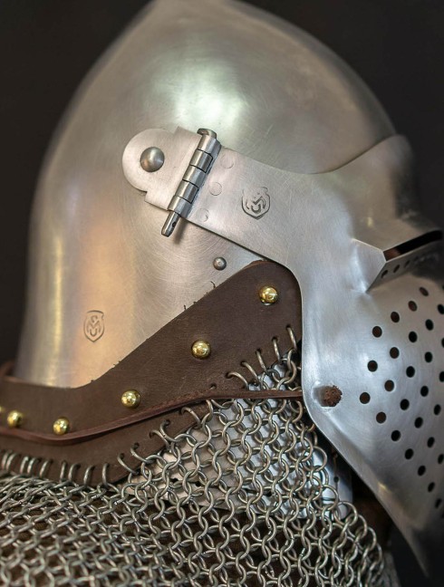 Bascinet 1350-1440 years with Single Ocular visor Helmets