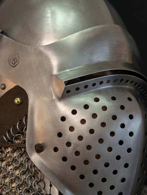 Bascinet 1350-1440 years with Single Ocular visor Helmets