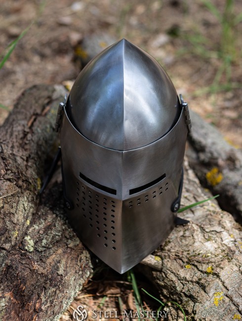 Bascinet with curved visor Corazza