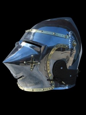 Bascinet hounskull with brass decoration and cross on the cheek Armure de plaques