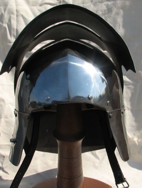 Visored Sallet with articulated tail - 15th century Corazza