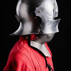 Gothic Sallet with visor - 15ct image-1