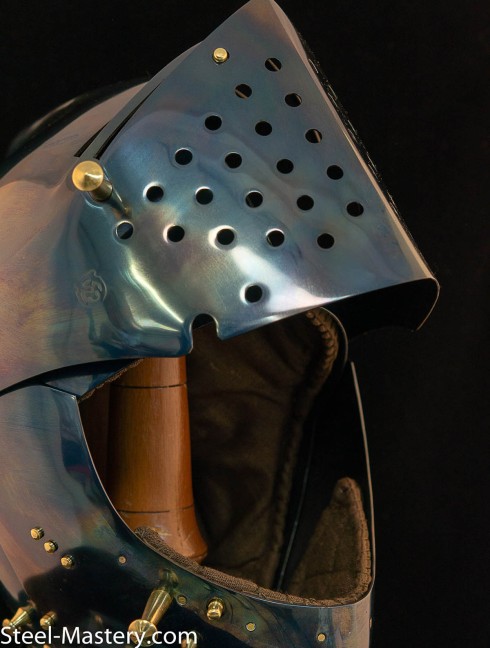 Armet closed helmet 16th century Armadura de placas