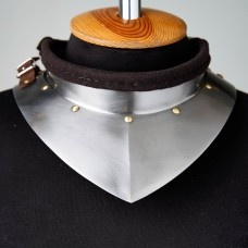 Gorget with front and back neck protection image-1