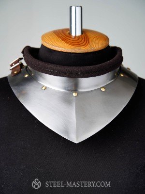 Gorget with front and back neck protection Cuirasses, breastplates and gorgets