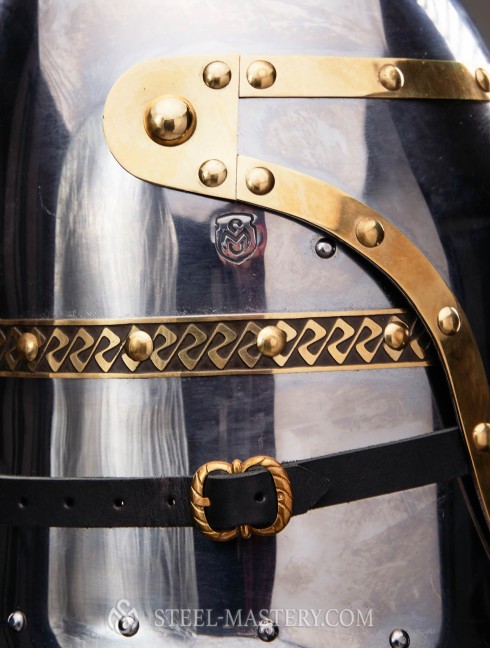 Helmet with lifting visor for fencing Corazza