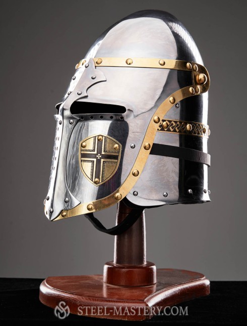 Helmet with lifting visor for fencing Armure de plaques