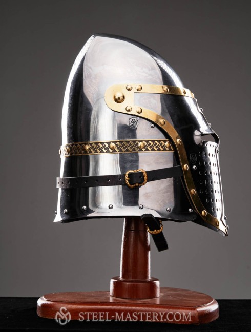 Helmet with lifting visor for fencing Armure de plaques
