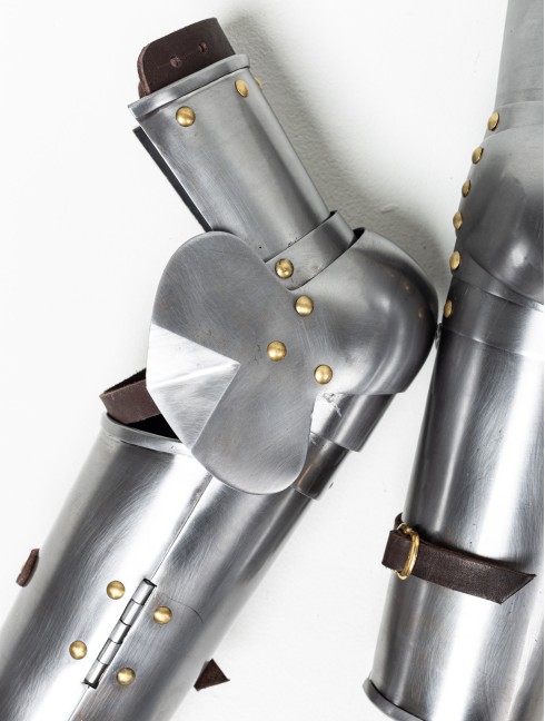 Knightly plate arms of the 14th century with Elbow Caps Plattenrüstungen