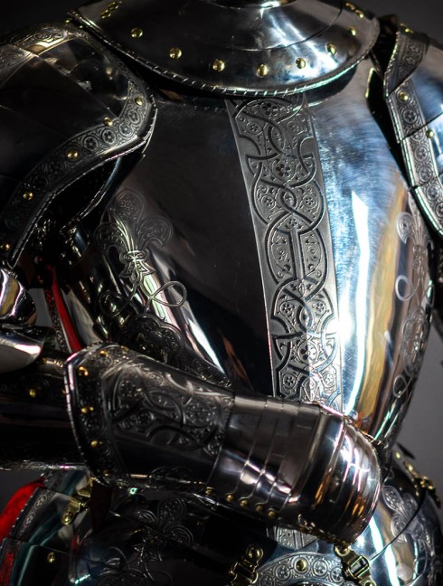 Knightly arms plate 16th century  Metal bracers, couters and full arms