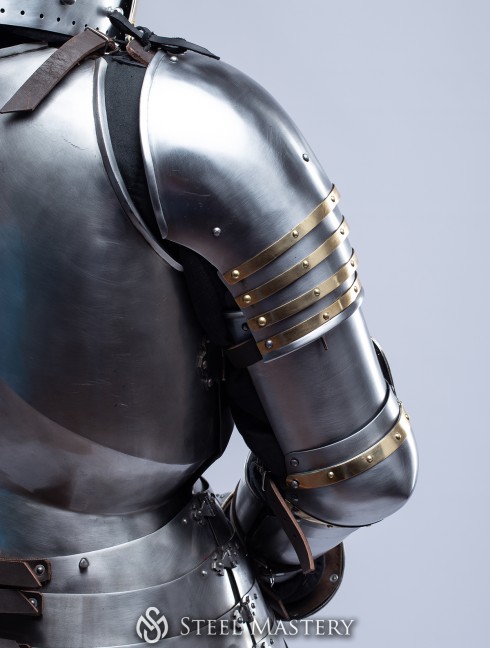 Knights plate shoulders mid-14th century Plattenrüstungen