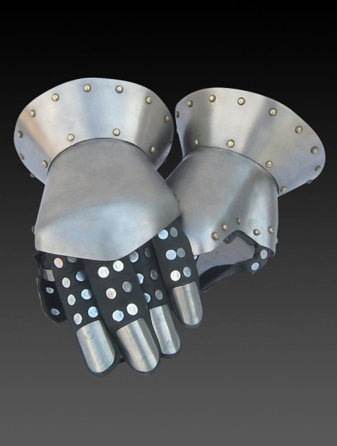 Milan Gloves 1370-1450 Metal fingered and mitten gauntlets