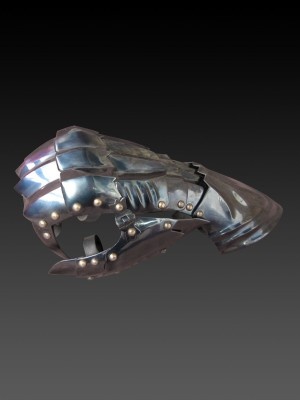 Gothic finger gauntlets