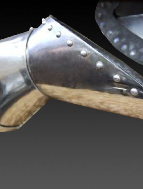 Milanese Style Gauntlets Metal fingered and mitten gauntlets