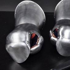 Milanese Style Gauntlets image-1