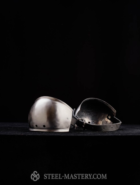 Steel elbow caps Metal bracers, couters and full arms