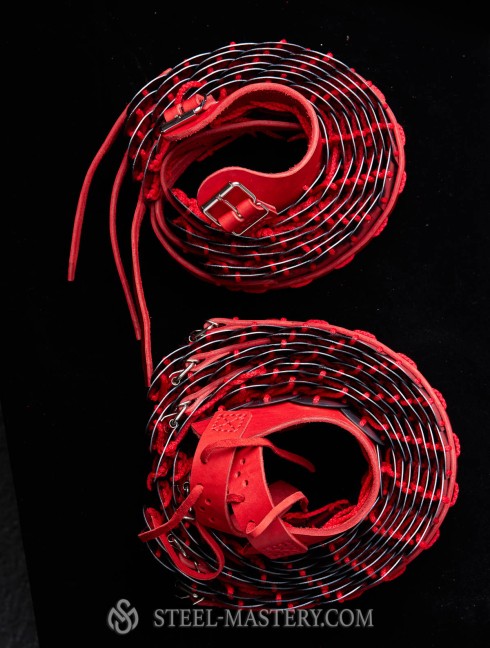 Steel lamellar armor Lamellar body protection