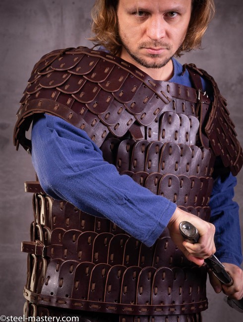 Leather lamellar armor Armadura de placas