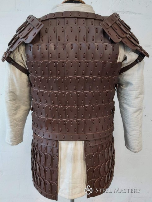 Leather lamellar armor Lamellar body protection