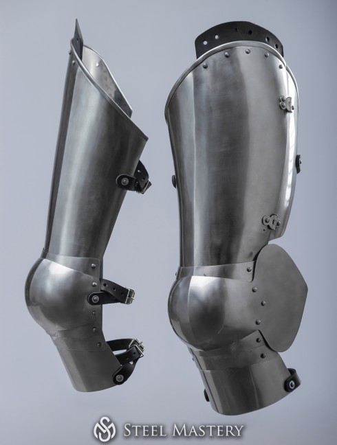 Plate legs late 14th - early 15th century Plattenrüstungen