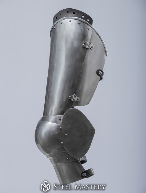 Plate legs late 14th - early 15th century Metal leg protection