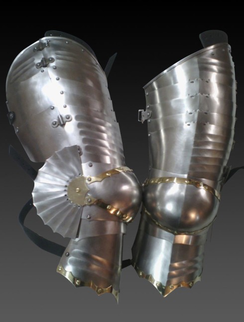 German gothic legs of the second half of the 15th century Metal leg protection