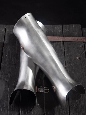 14th - 16th Style Half greaves Metal leg protection