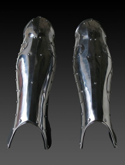 Fantasy style greaves Metal leg protection