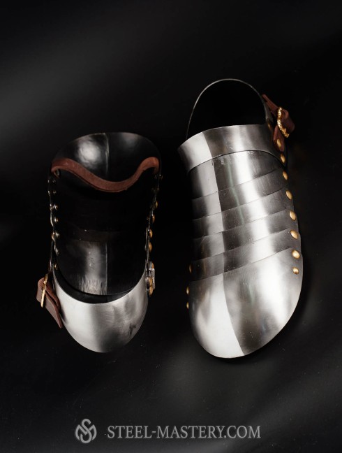 Sabatons 16th century Metal leg protection