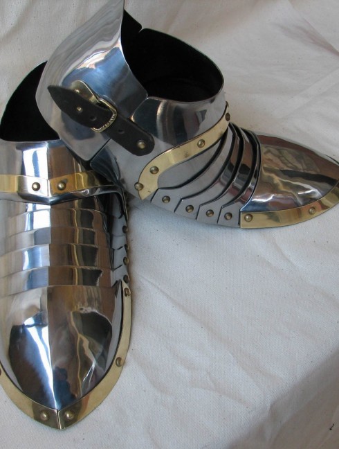 Sabatons 1350-1450 years Plattenrüstungen