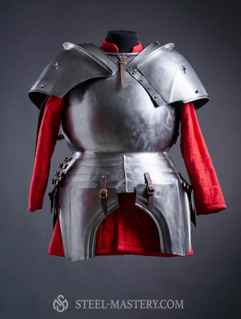 Milanese cuirass with the skirt and tassets - 1460 year Corazza