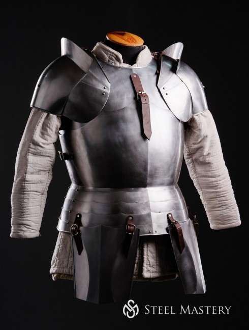 English gothic cuirass - 1483 year Armure de plaques