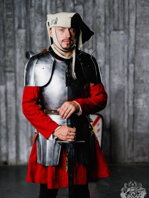 English gothic cuirass - 1483 year Armure de plaques