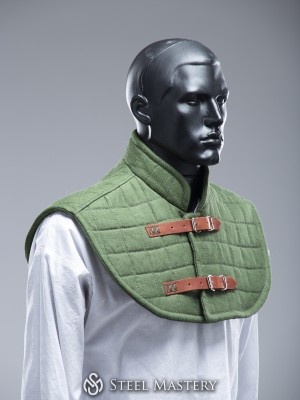 Padded pelerine Calze traforate imbottite e ventagli