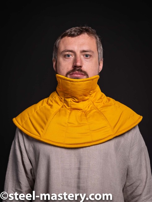 Wool padded aventail for bascinet helmet Gepolsterte pelerine und helmbrünnen