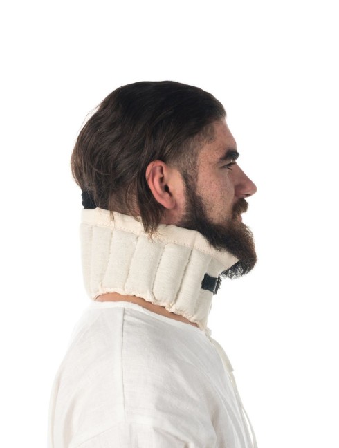 Padded collar Padded pelerines and aventails