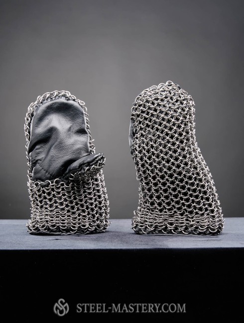 Mail hand protection Scale and mail gauntlets and mittens