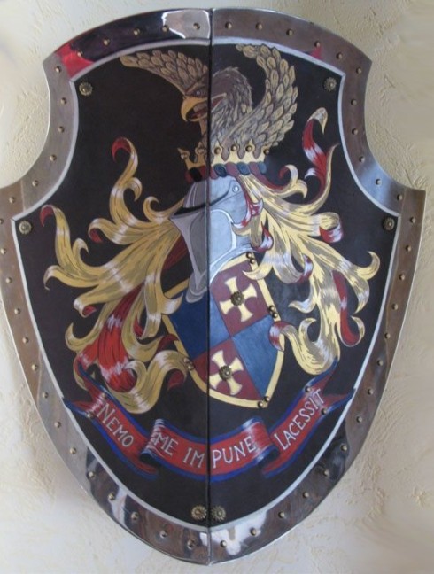 Aquiline Creased Shield Armure de plaques