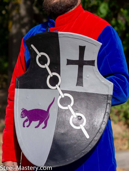 Aquiline Creased Shield Armadura de placas