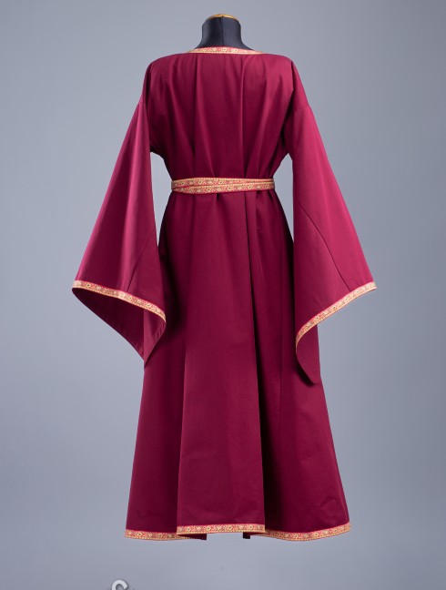 Early bliaut dress Vestiario medievale