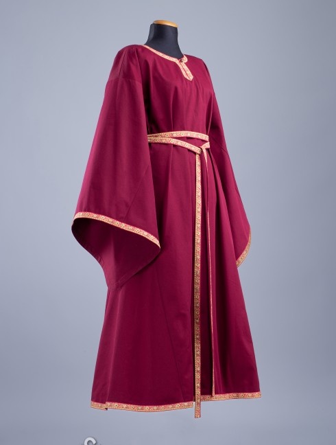 Early bliaut dress Vestiario medievale